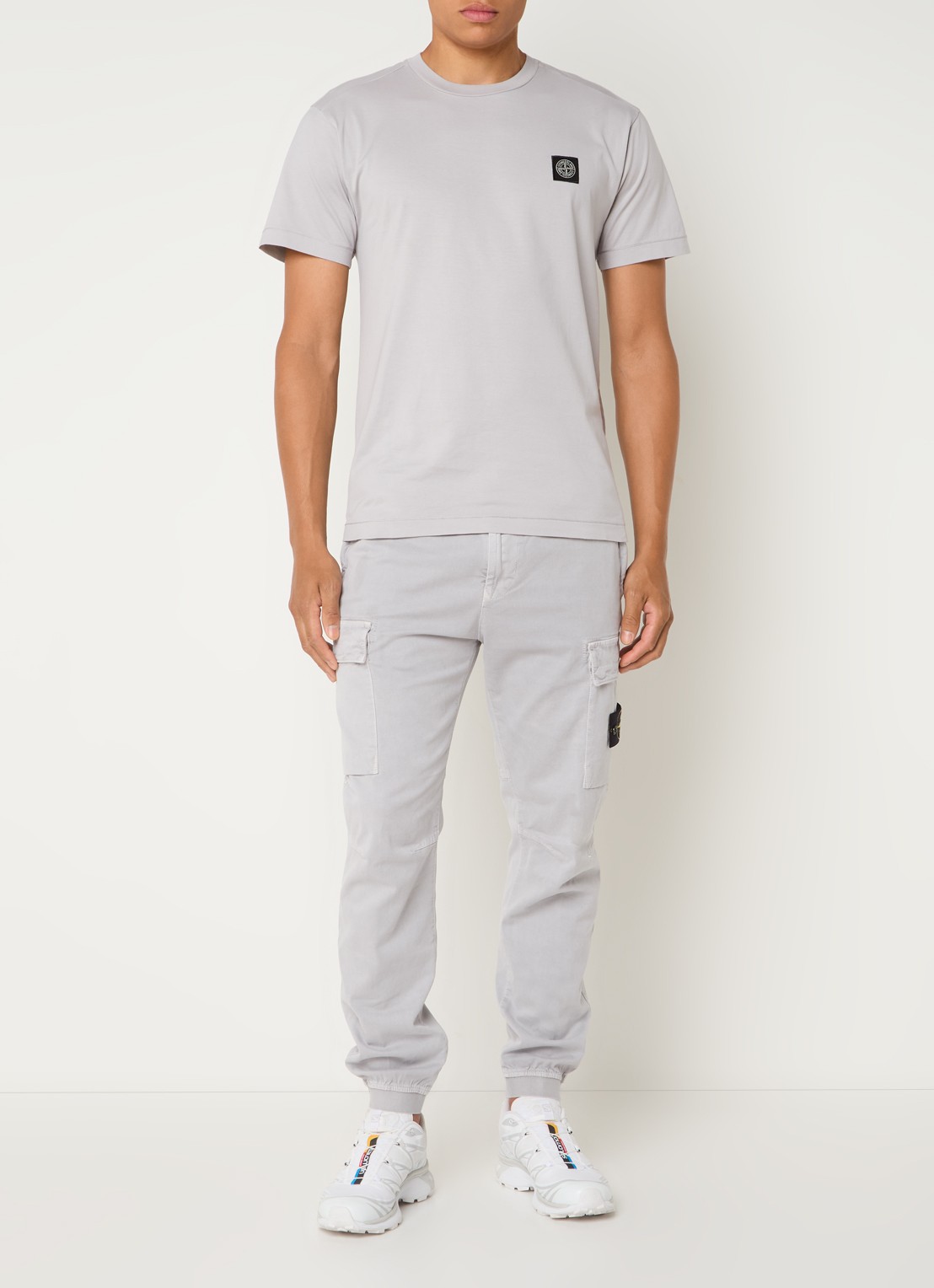 Stone Island 24113 T-shirt met logo - voorkant 5 lichtgrijs