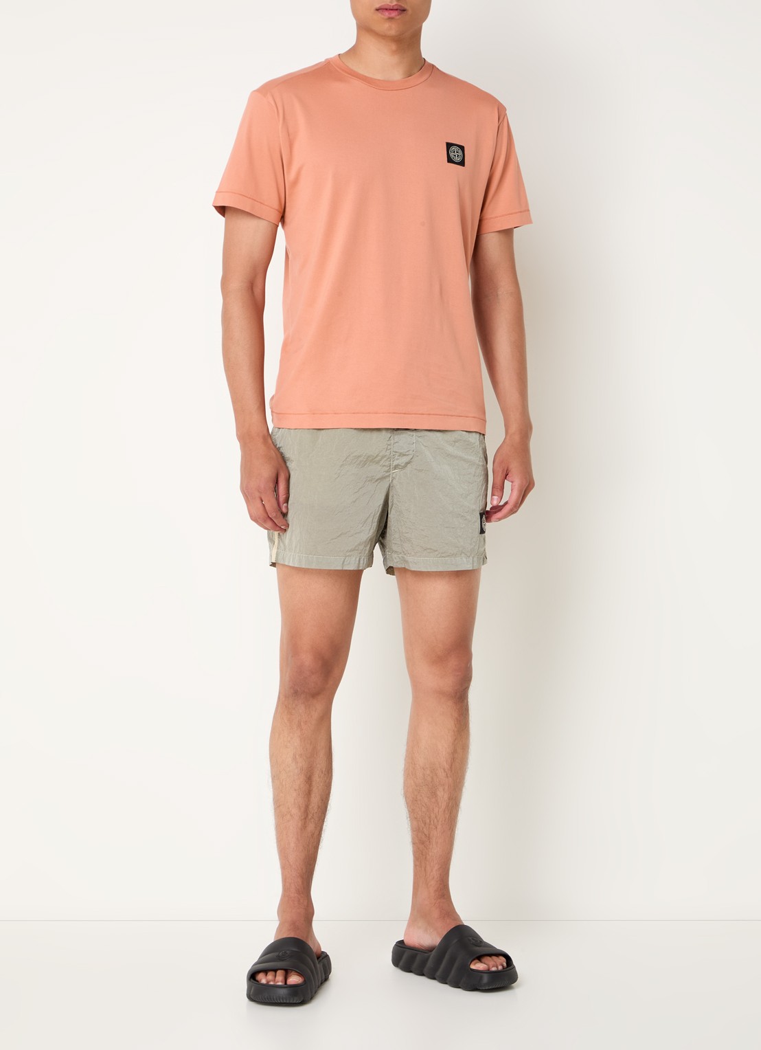 Stone Island 24113 T-shirt met logo - voorkant 4 abrikoos