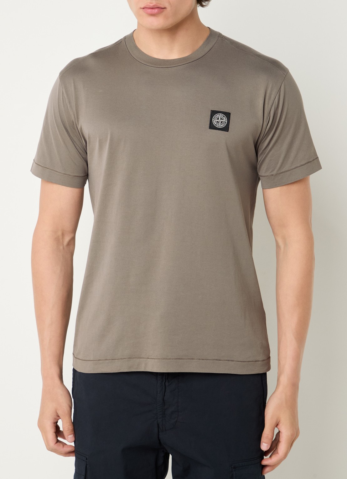 Stone Island 24113 T-shirt met logo - detail zand