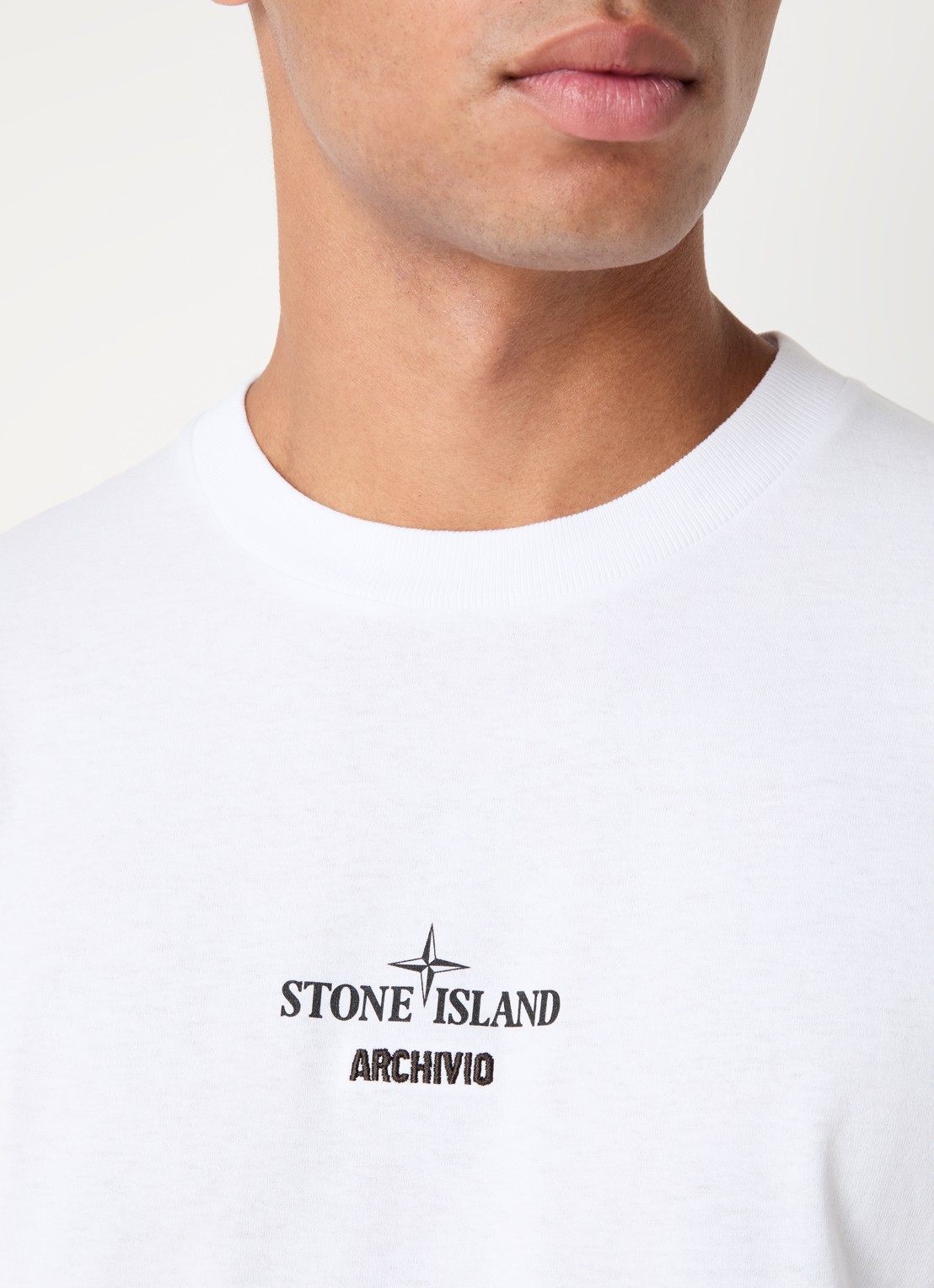 Stone Island 2NS91 T-shirt met logo- en backprint - detail 2 wit
