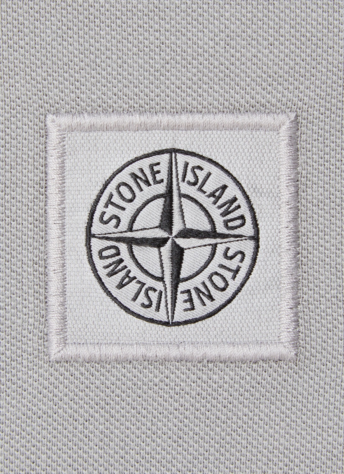 Stone Island 2SC67 slim fit polo van piqué katoen met logo - detail 3 middengrijs