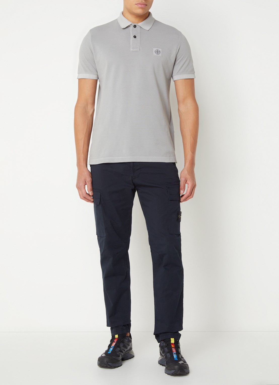Stone Island 2SC67 slim fit polo van piqué katoen met logo - voorkant 5 middengrijs