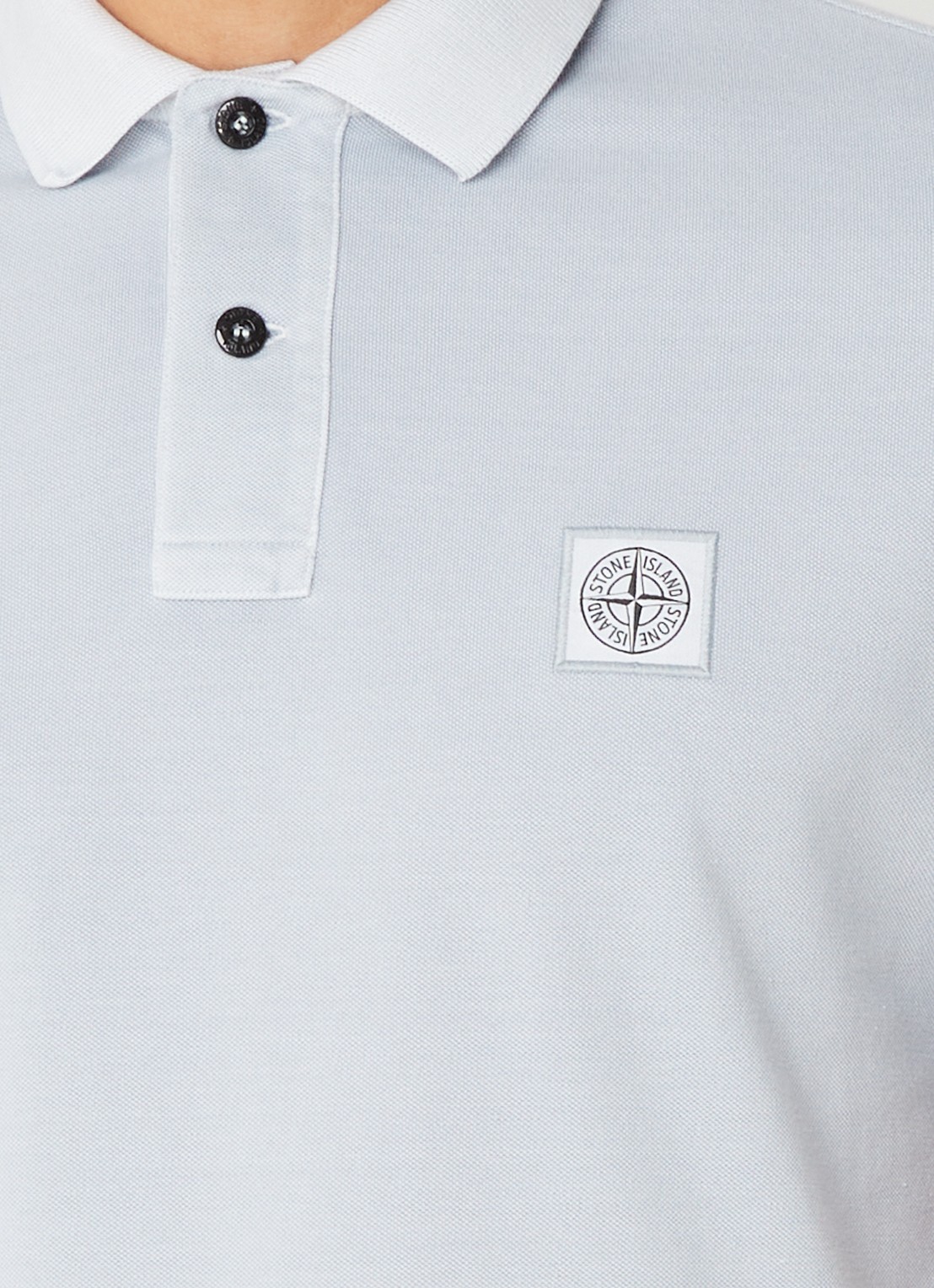Stone Island 2SC67 slim fit polo van piqué katoen met logo - detail 2 lichtblauw