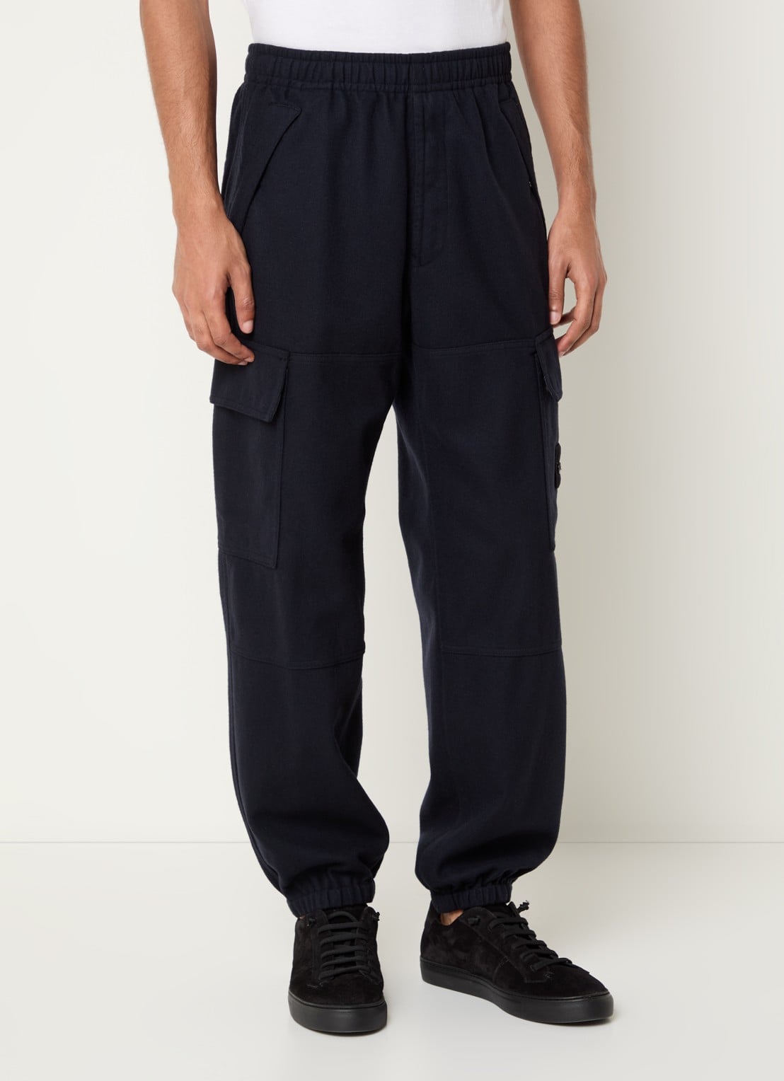 Stone Island 3100050 Tapered fit joggingbroek met steekzakken - detail 3 donkerblauw