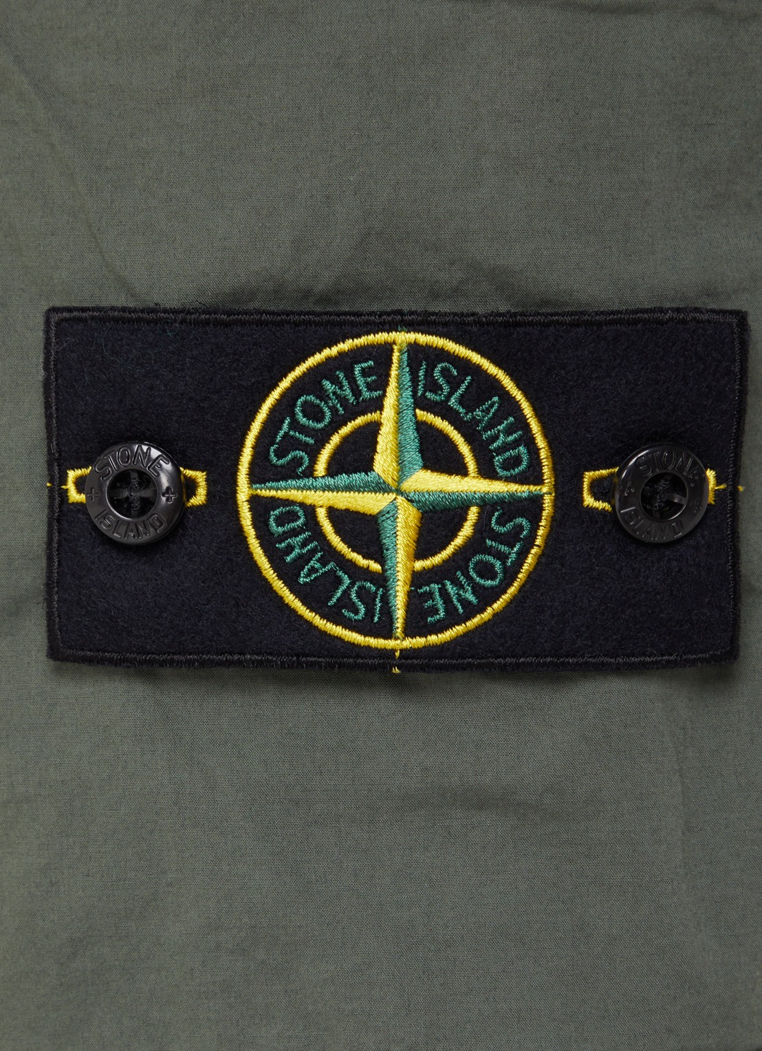 Stone Island 31303 tapered fit cropped cargobroek met steekzakken - detail 4 legergroen