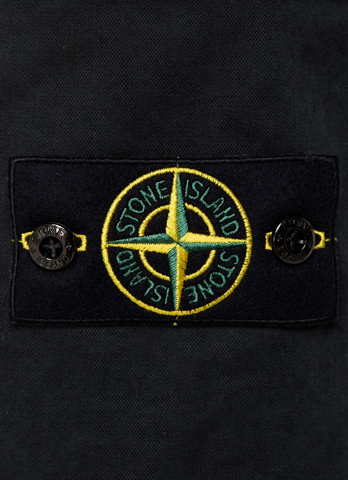 Stone Island 313L1 tapered fit cargobroek met logo - detail 3 zwart