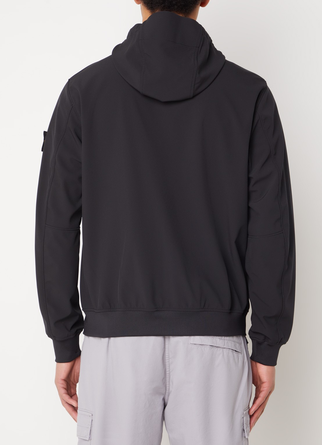 Stone Island 40227 softshell jack met logo en capuchon - achterkant 6 zwart