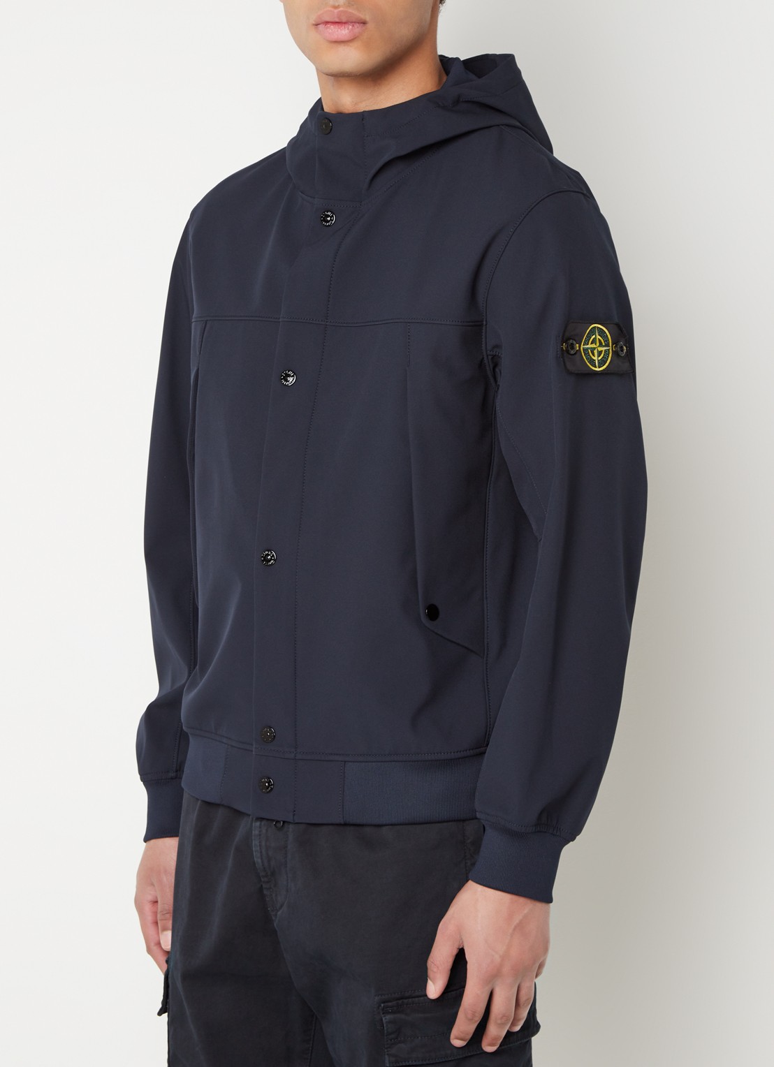 Stone Island 40227 softshell jack met logo en capuchon - detail 2 donkerblauw