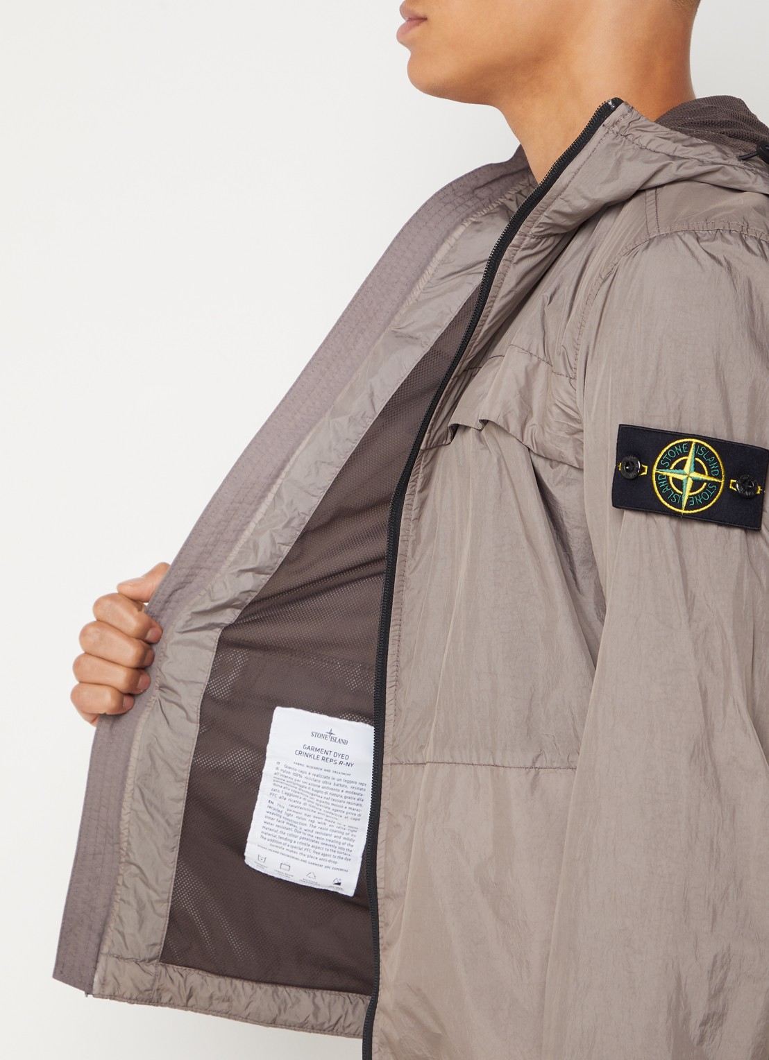 Stone Island 40922 windjack met capuchon en logo - detail 6 taupe