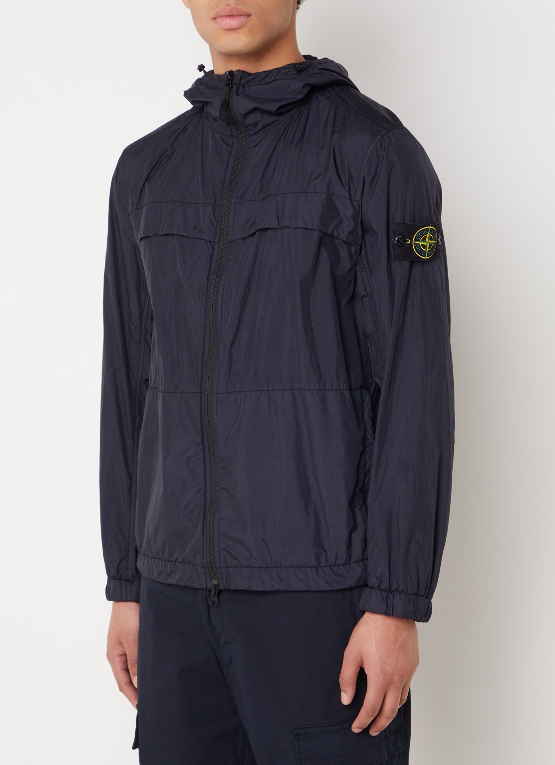 Stone Island 40922 windjack met capuchon en logo - detail donkerblauw