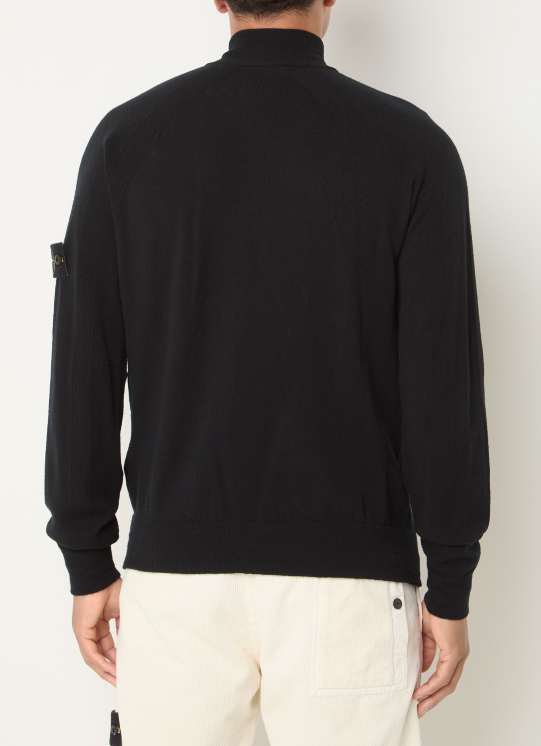 Stone Island 5100008 Fijngebreide pullover in wolblend met halve rits - achterkant 5 zwart