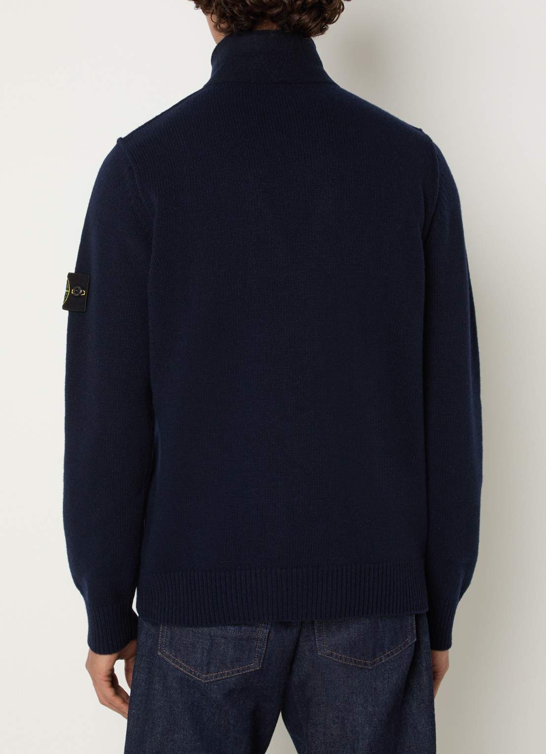 Stone Island 5100047 Fijngebreid vest in wolblend met logo - achterkant 5 donkerblauw