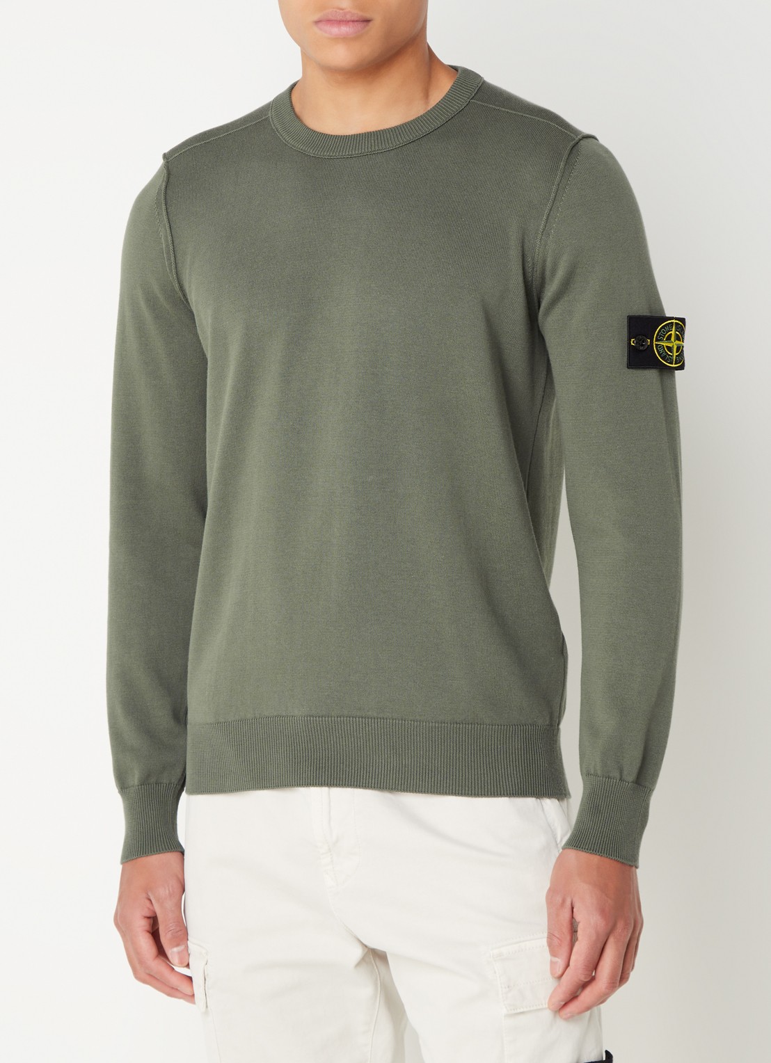 Stone Island 540B2 Fijngebreide trui met logo - detail legergroen