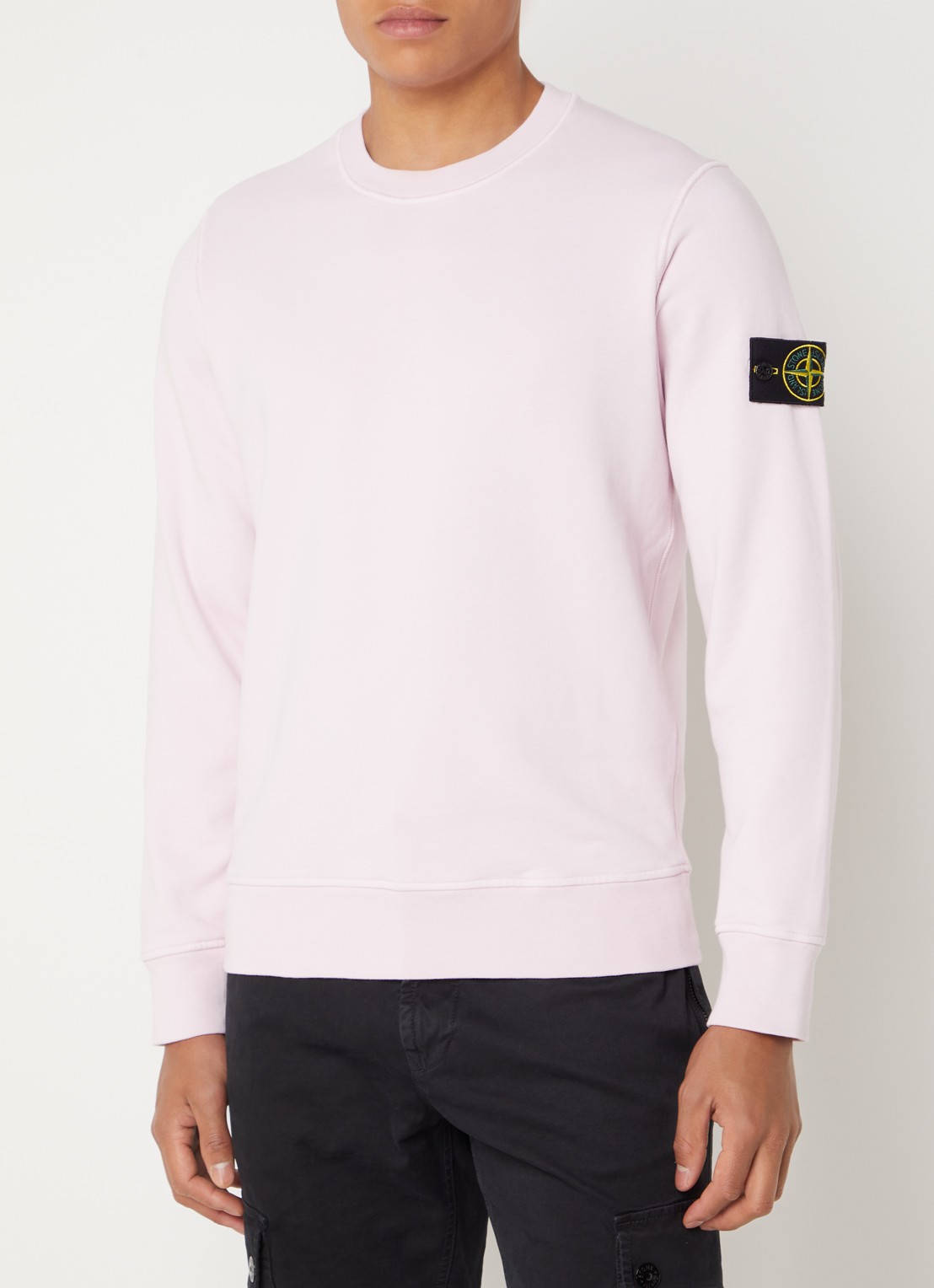 Stone Island 63051 sweater met logo - detail roze