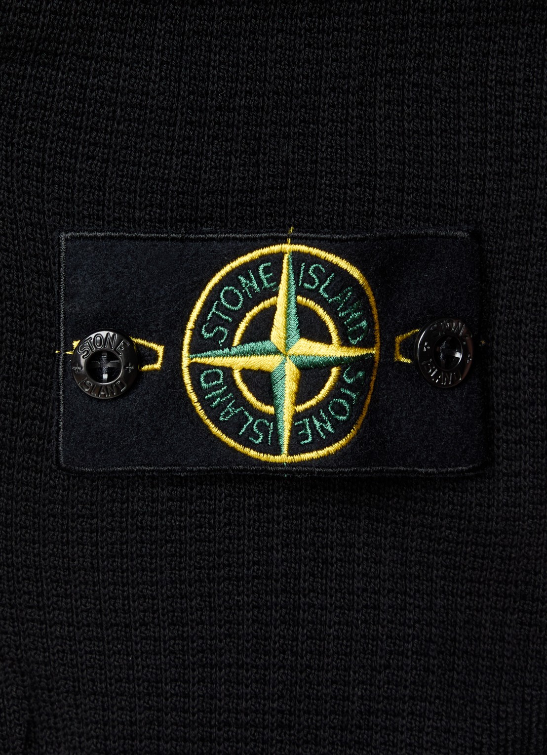 Stone Island 64011 fijngebreide trui met logoborduring - detail 3 zwart