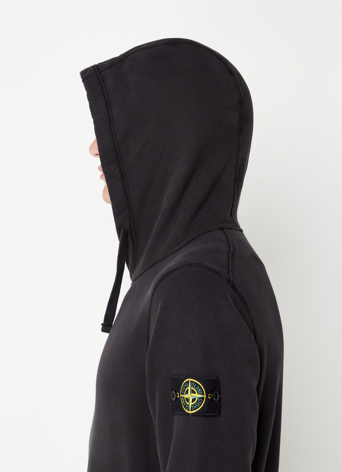 Stone Island 64120 Hoodie met logo - detail 2 zwart
