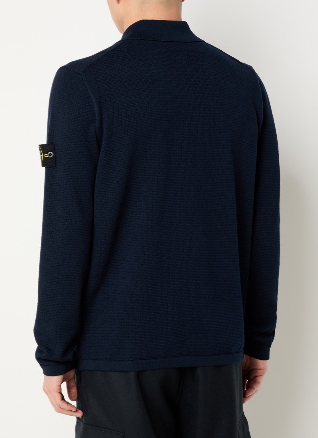 Stone Island 64349 fijngebreide trui met polokraag en logo - achterkant 5 donkerblauw