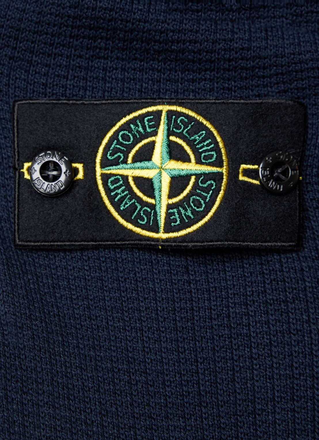 Stone Island 64349 fijngebreide trui met polokraag en logo - detail 4 donkerblauw