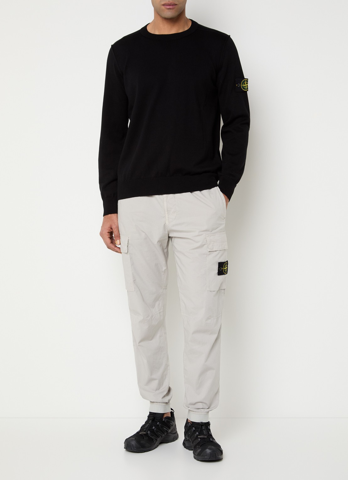 Stone Island 86002 fijngebreide trui met logo - voorkant 4 zwart