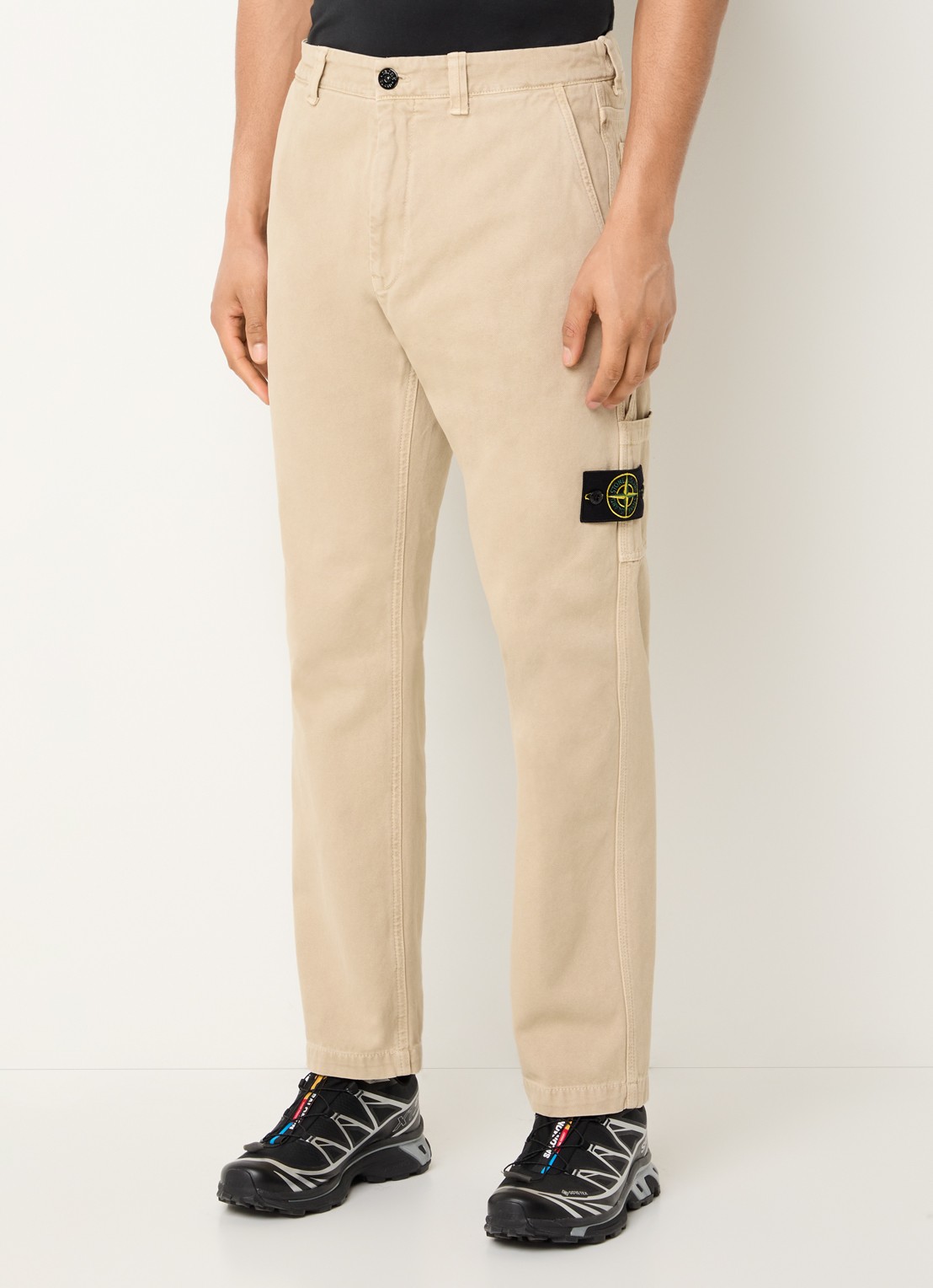 Stone Island 94459 straight fit cargobroek met steekzakken - detail 2 beige