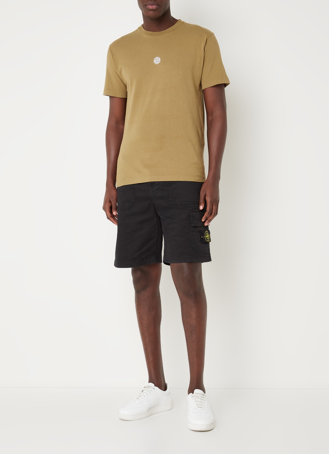 Stone Island Broken Twill korte broek met steekzakken - voorkant 4 zwart