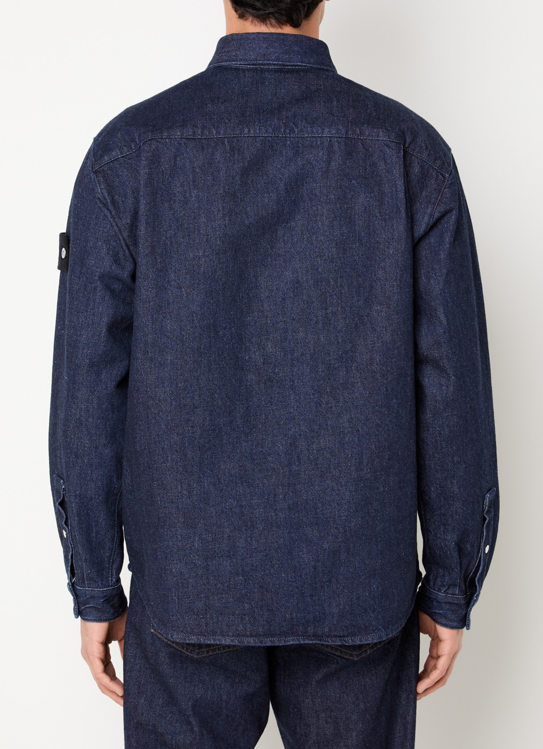 Stone Island K2S15 overshirt van denim met borstzakken - achterkant donkerblauw