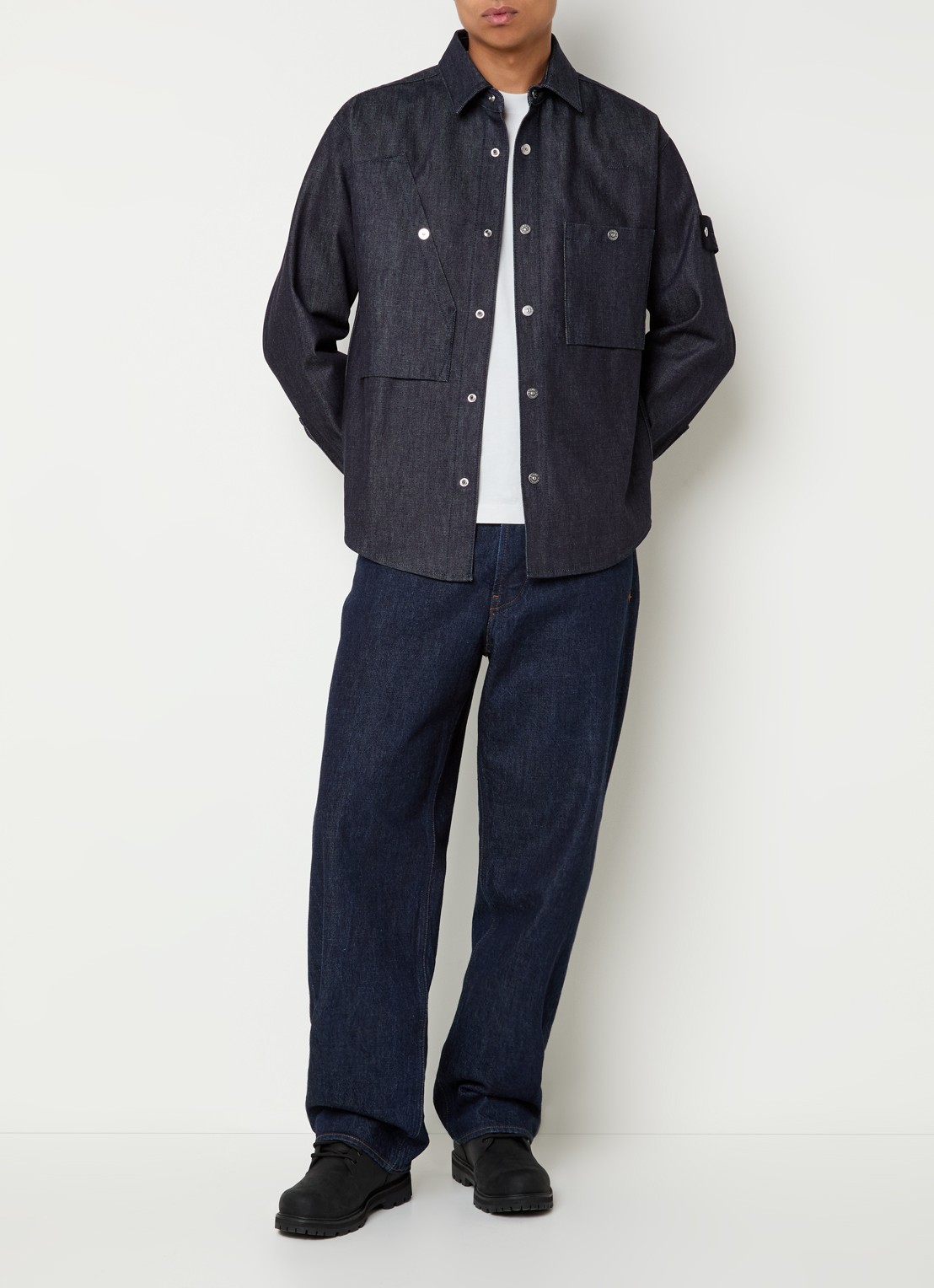 Stone Island KS215 loose fit jeans met donkere wassing - voorkant 6 donkerblauw