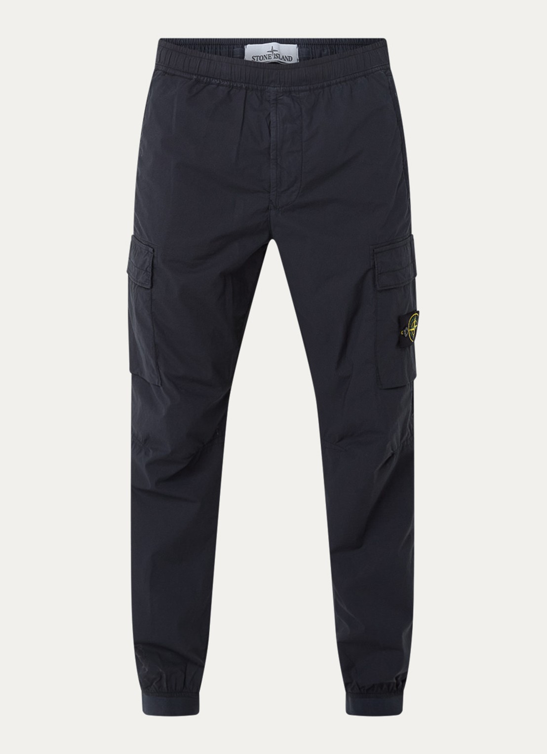 Stone Island S0003 paracadute tapered fit cargobroek met logo en steekzakken - voorkant 2 donkerblauw