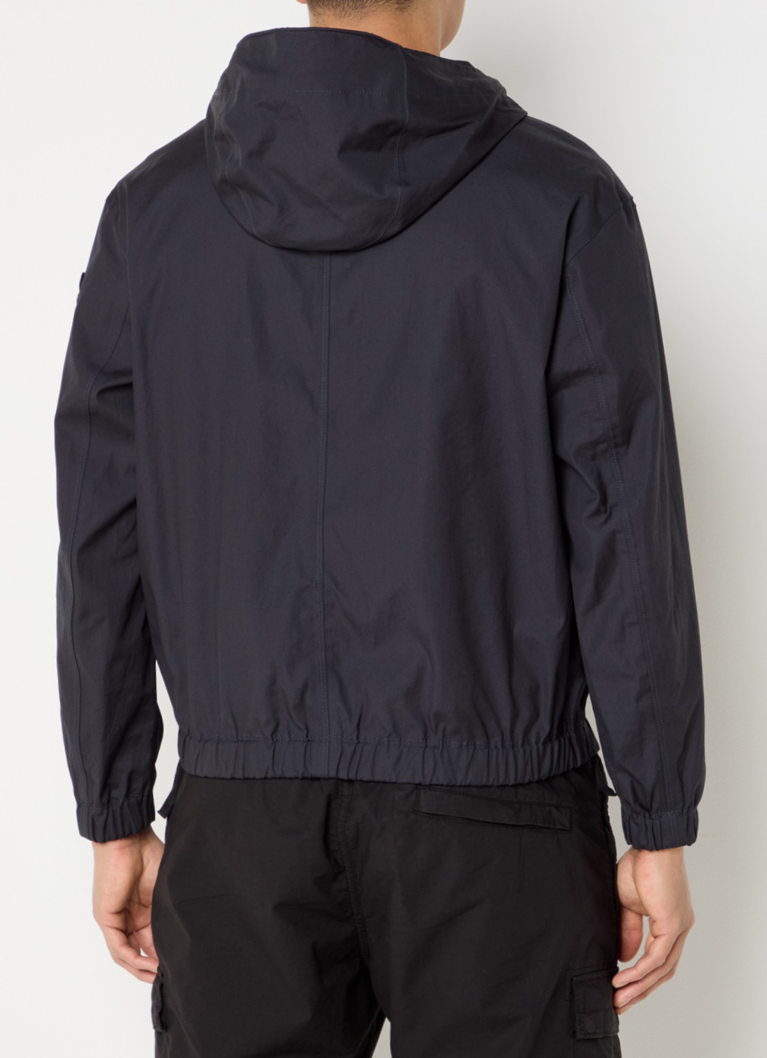 Stone Island S0011 Supima windjack met ritszakken en logo - achterkant 6 donkerblauw