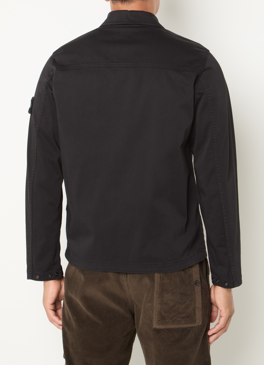 Stone Island S0012 jack met borstzakken - achterkant zwart