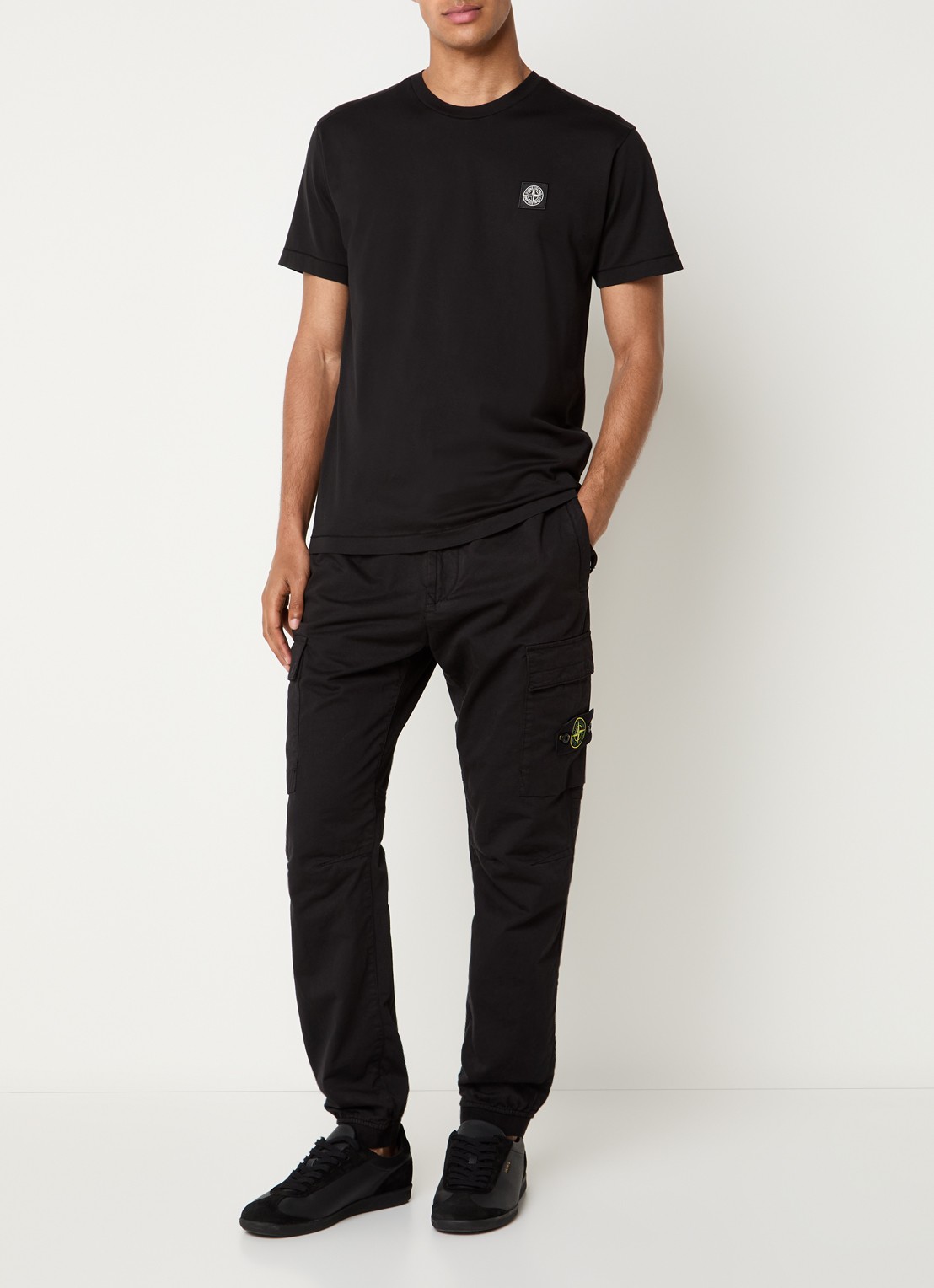 Stone Island S0013 T-shirt met logo - voorkant 2 zwart