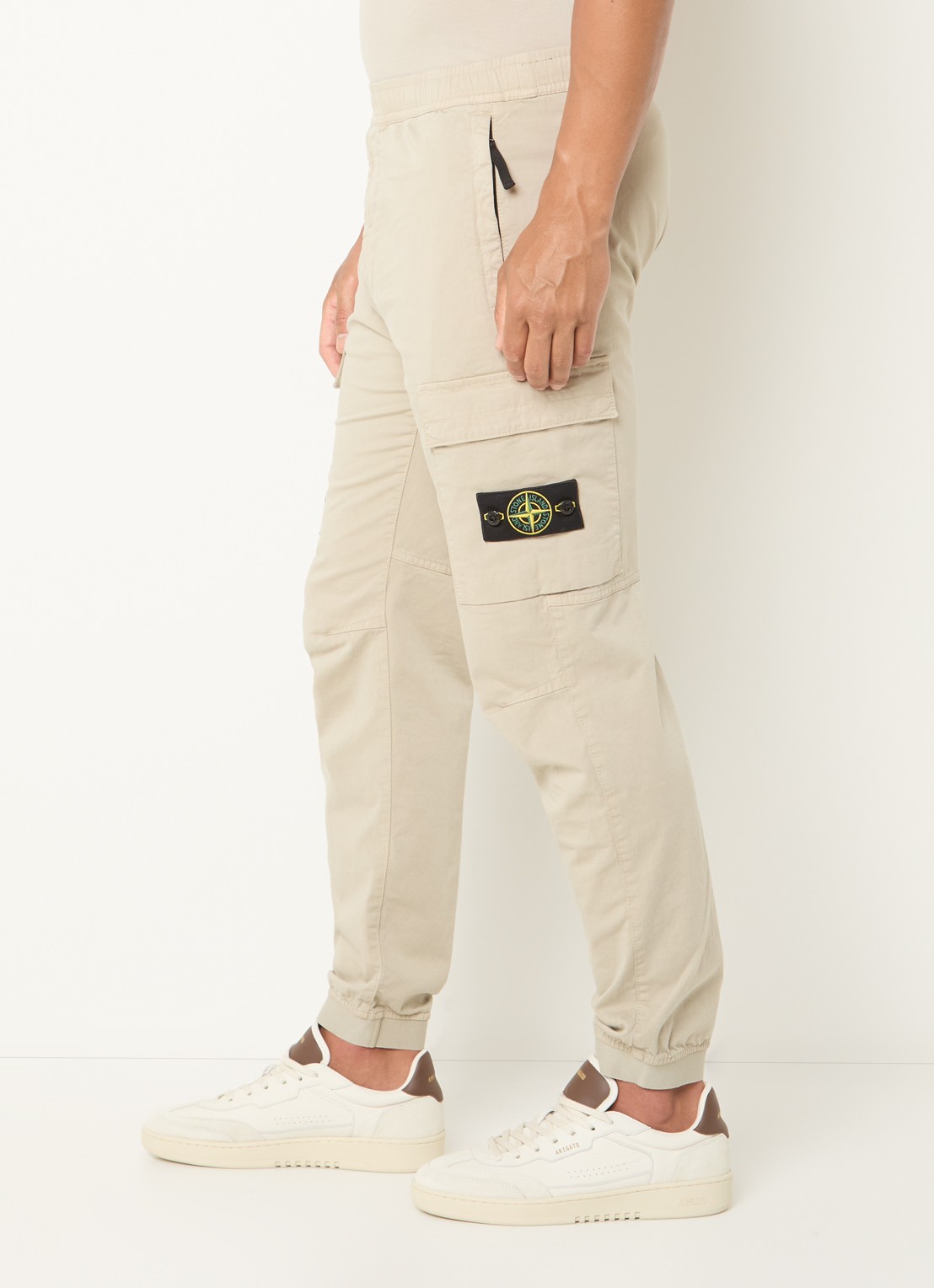 Stone Island S0014 slim fit cargobroek in wolblend met klepzakken - detail 5 beige