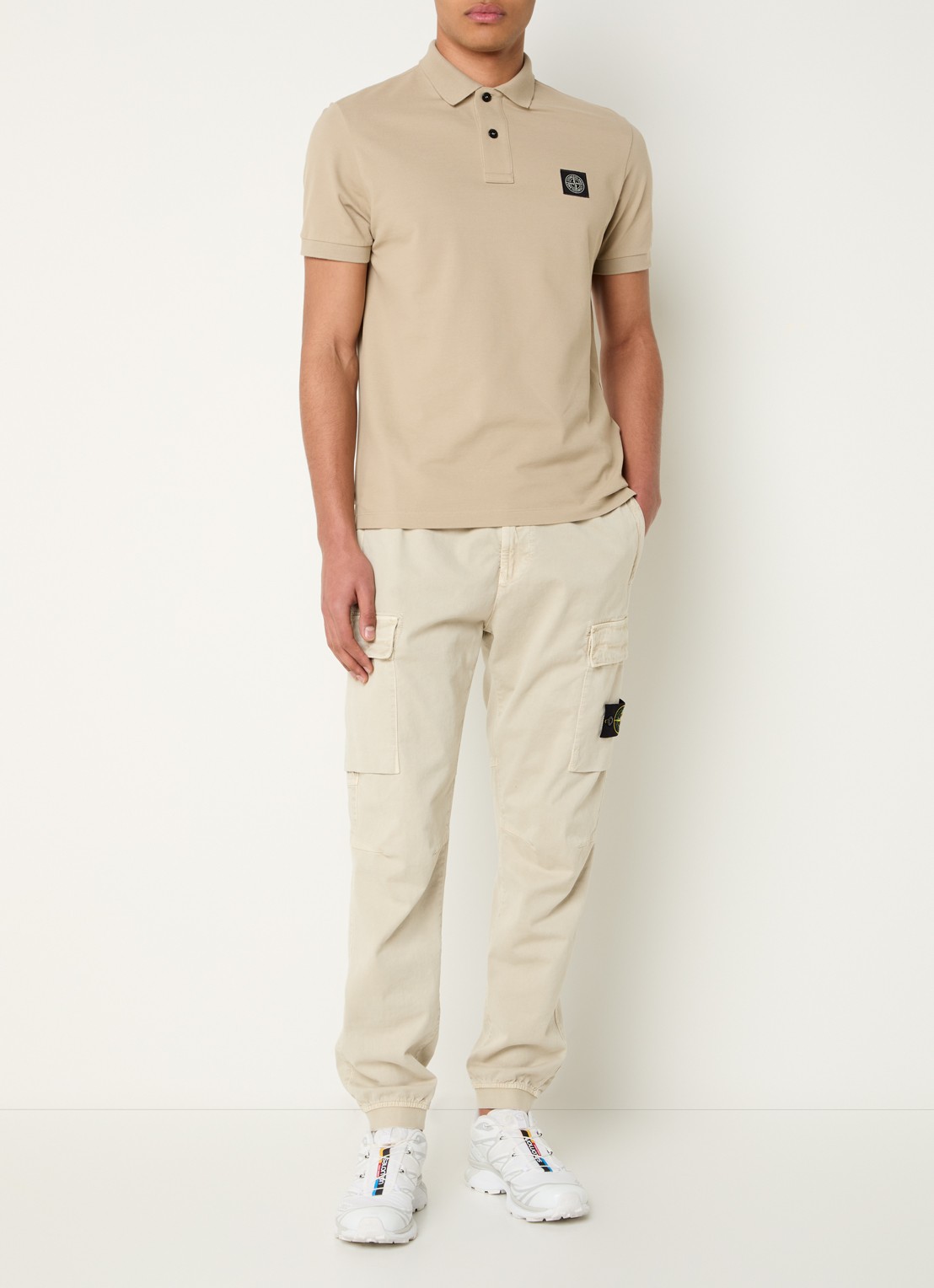 Stone Island S0017 slim fit polo van piqué katoen met logo - voorkant 5 khaki