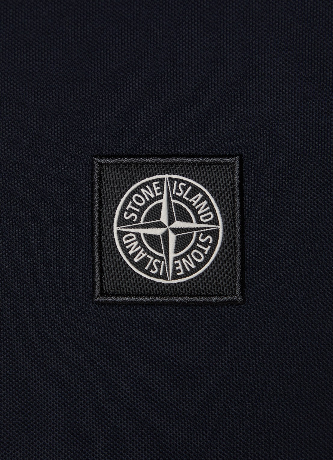 Stone Island S0017 slim fit polo van piqué katoen met logo - detail 3 donkerblauw
