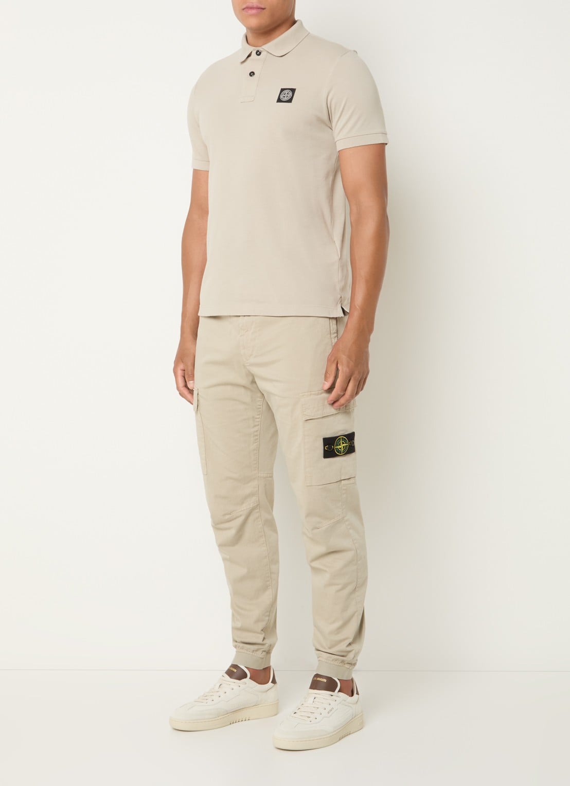 Stone Island S0017 slim fit polo van piqué katoen met logo - voorkant 2 zand