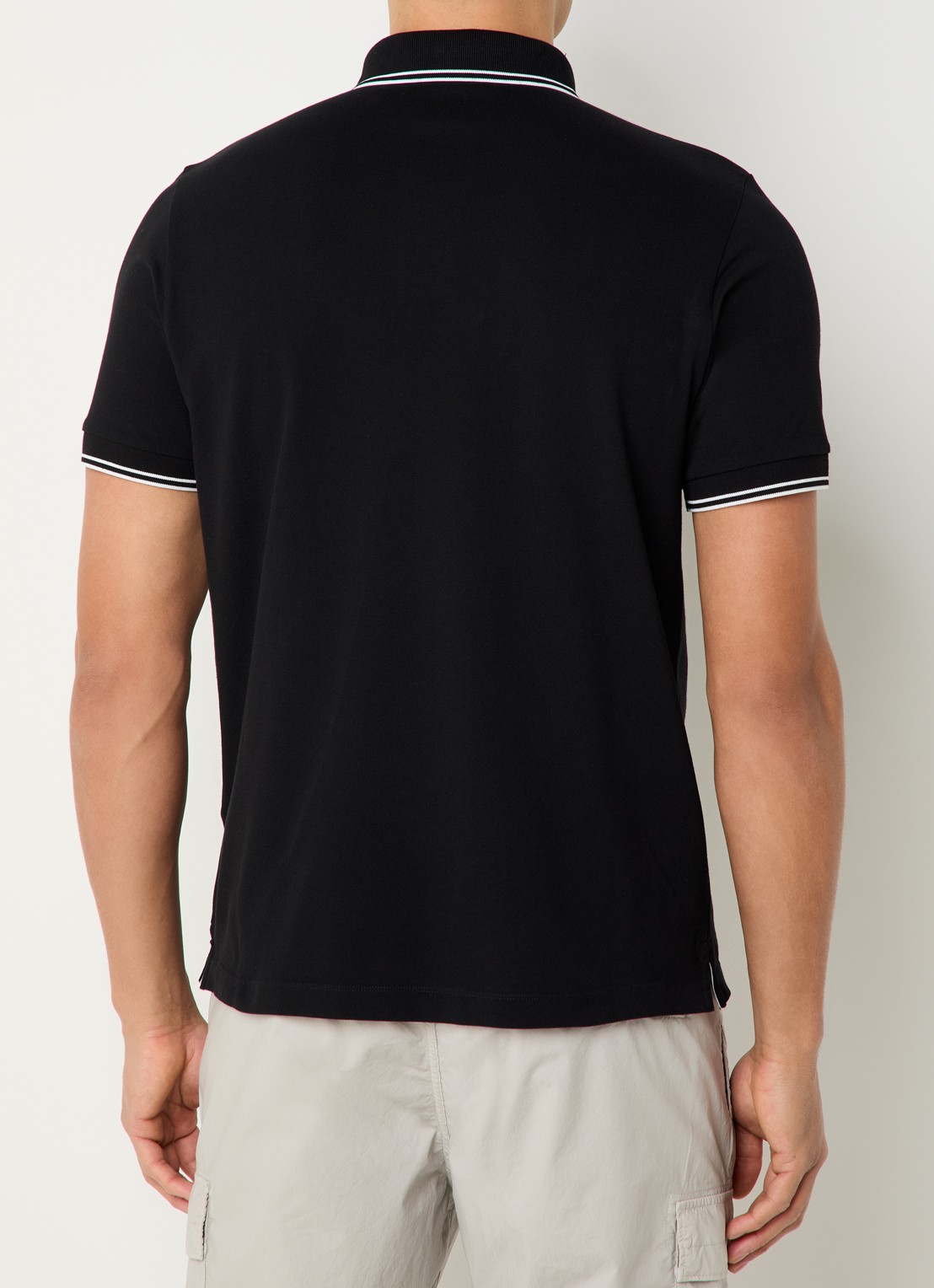 Stone Island S0018 slim fit polo van piqué katoen met logoborduring - achterkant zwart