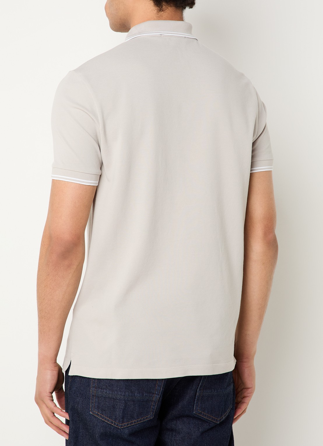 Stone Island S0018 slim fit polo van piqué katoen met logoborduring - achterkant 5 beige