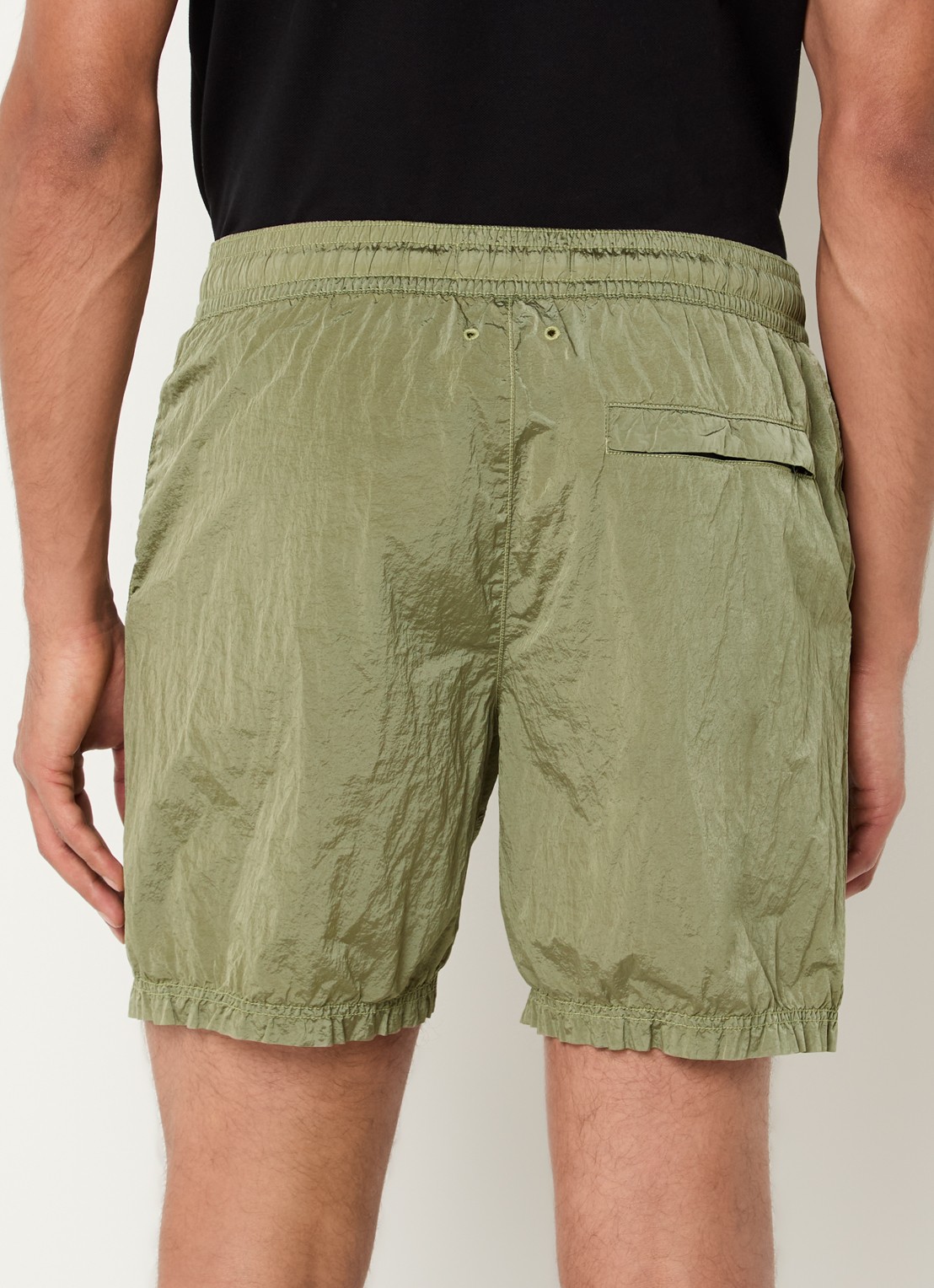 Stone Island S0043 zwemshort met logo en steekzakken - achterkant 2 olijfgroen