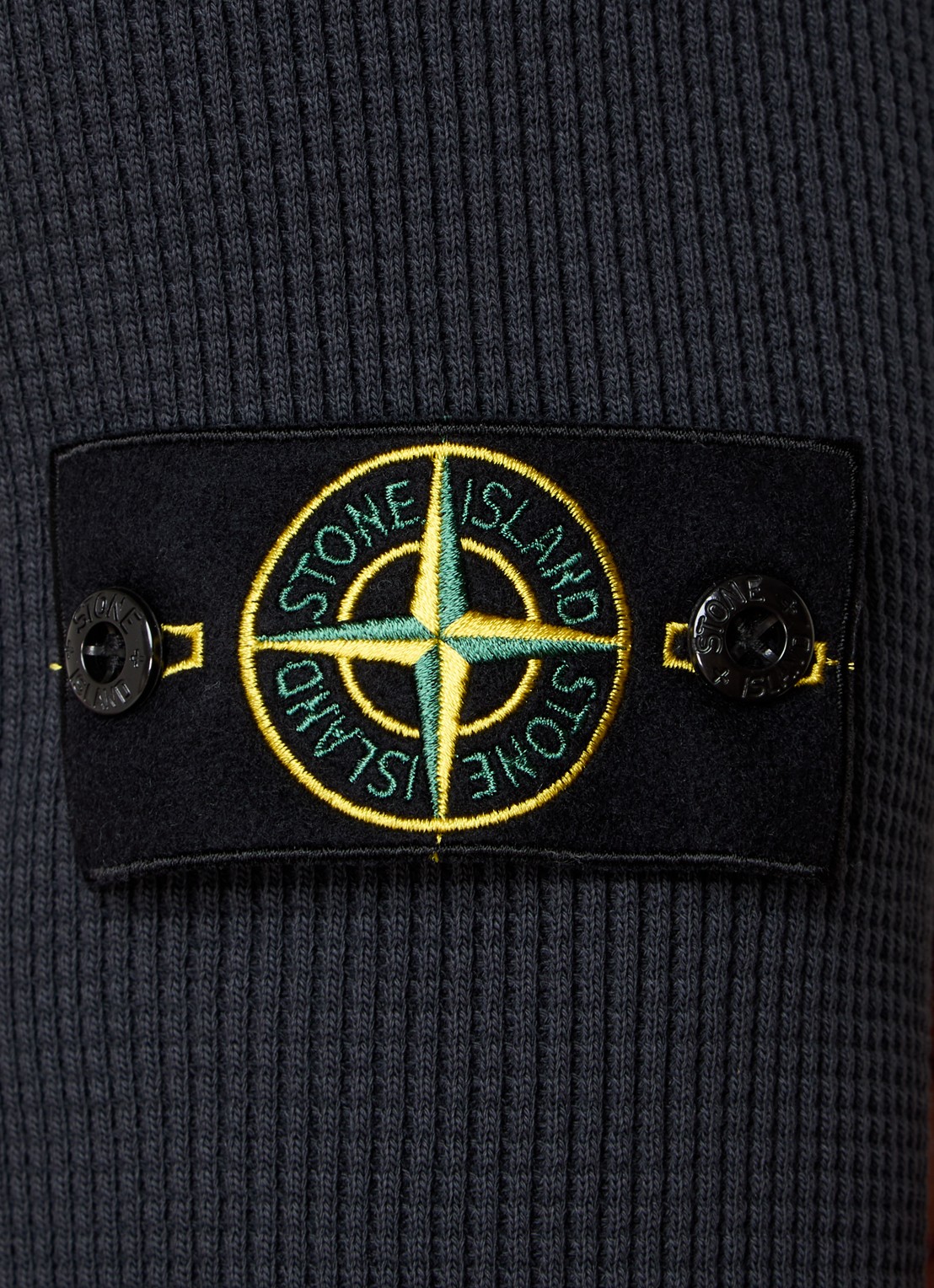Stone Island S0044 sweater met structuur en logo - detail 2 donkerblauw
