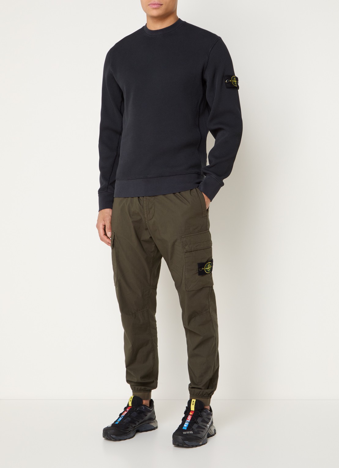 Stone Island S0044 sweater met structuur en logo - voorkant 4 donkerblauw