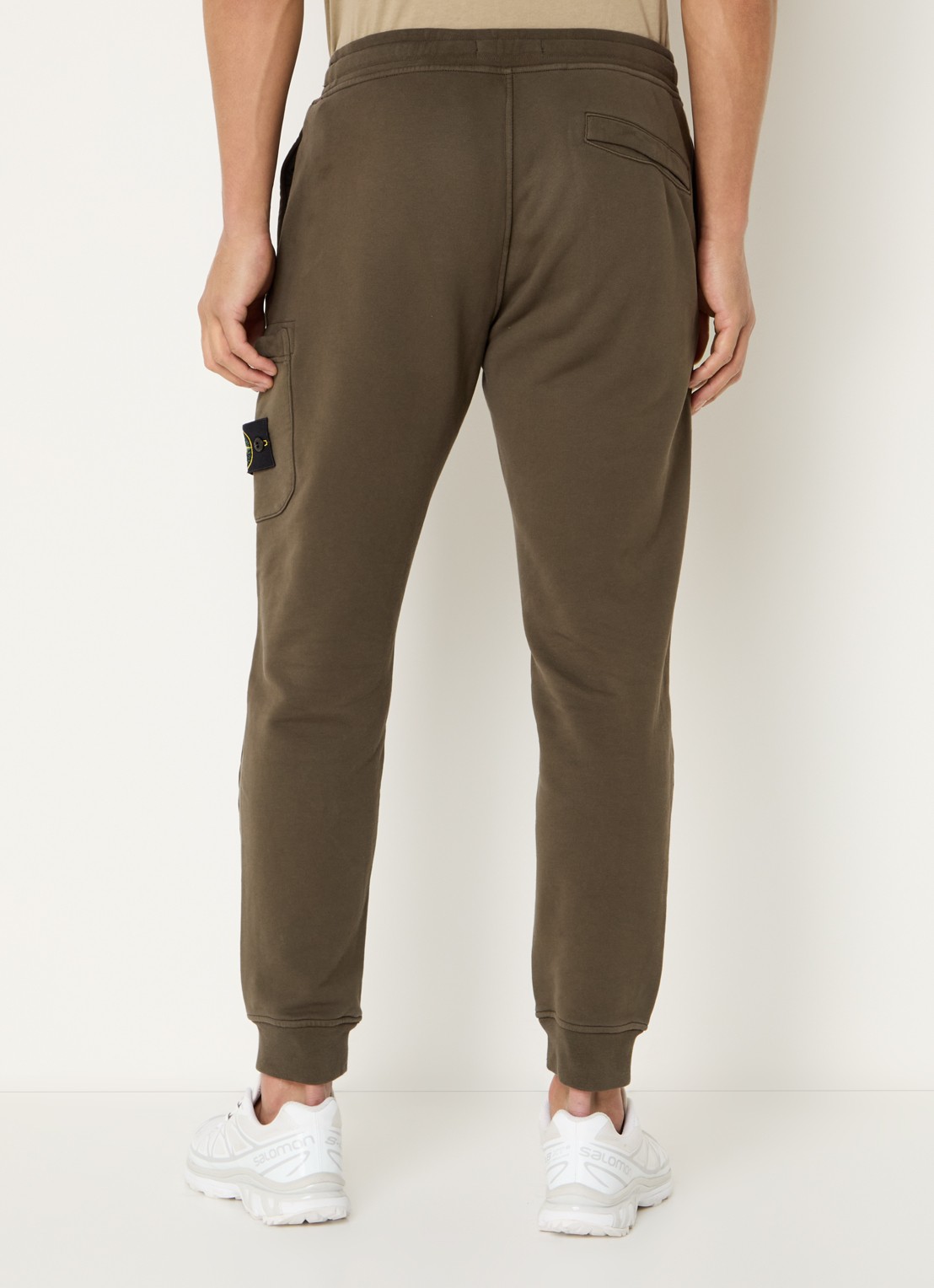 Stone Island S0051 tapered fit joggingbroek met logo - achterkant 6 bronsgroen