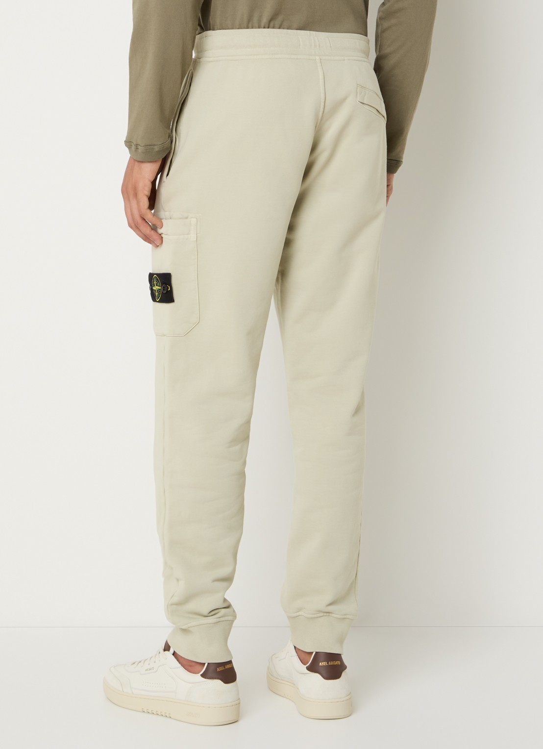 Stone Island S0051 tapered fit joggingbroek met steekzakken - achterkant lindegroen