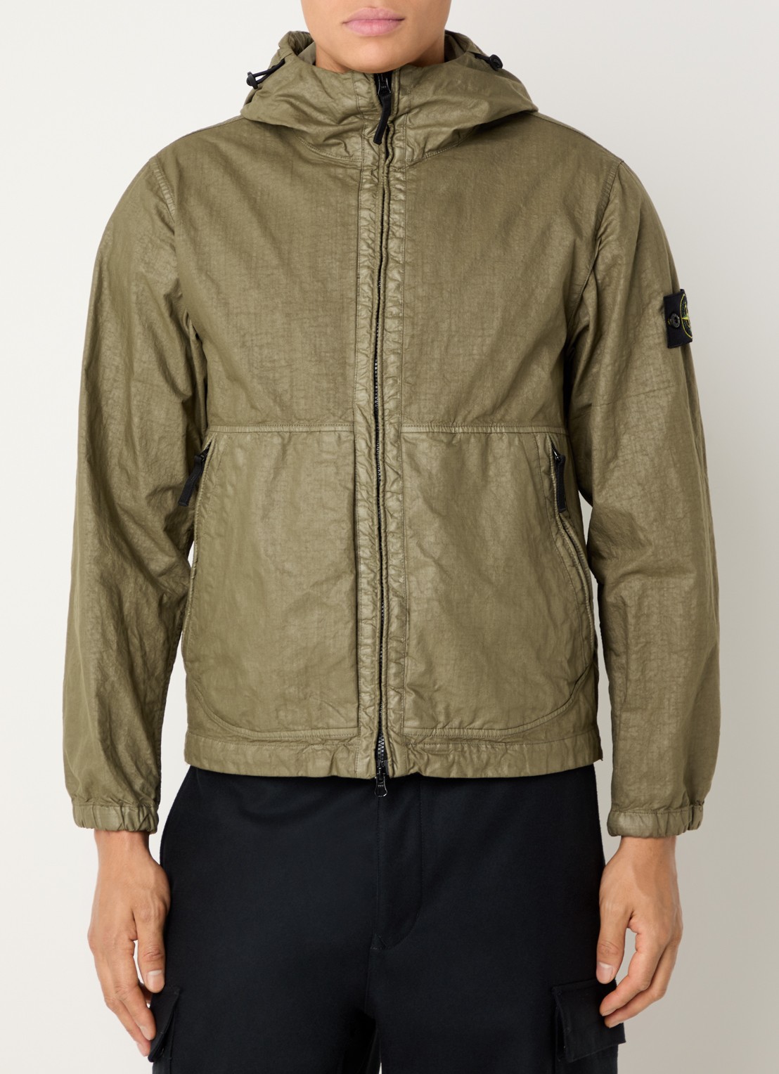 Stone Island S0069 Jack met capuchon en ritszakken - detail mosgroen