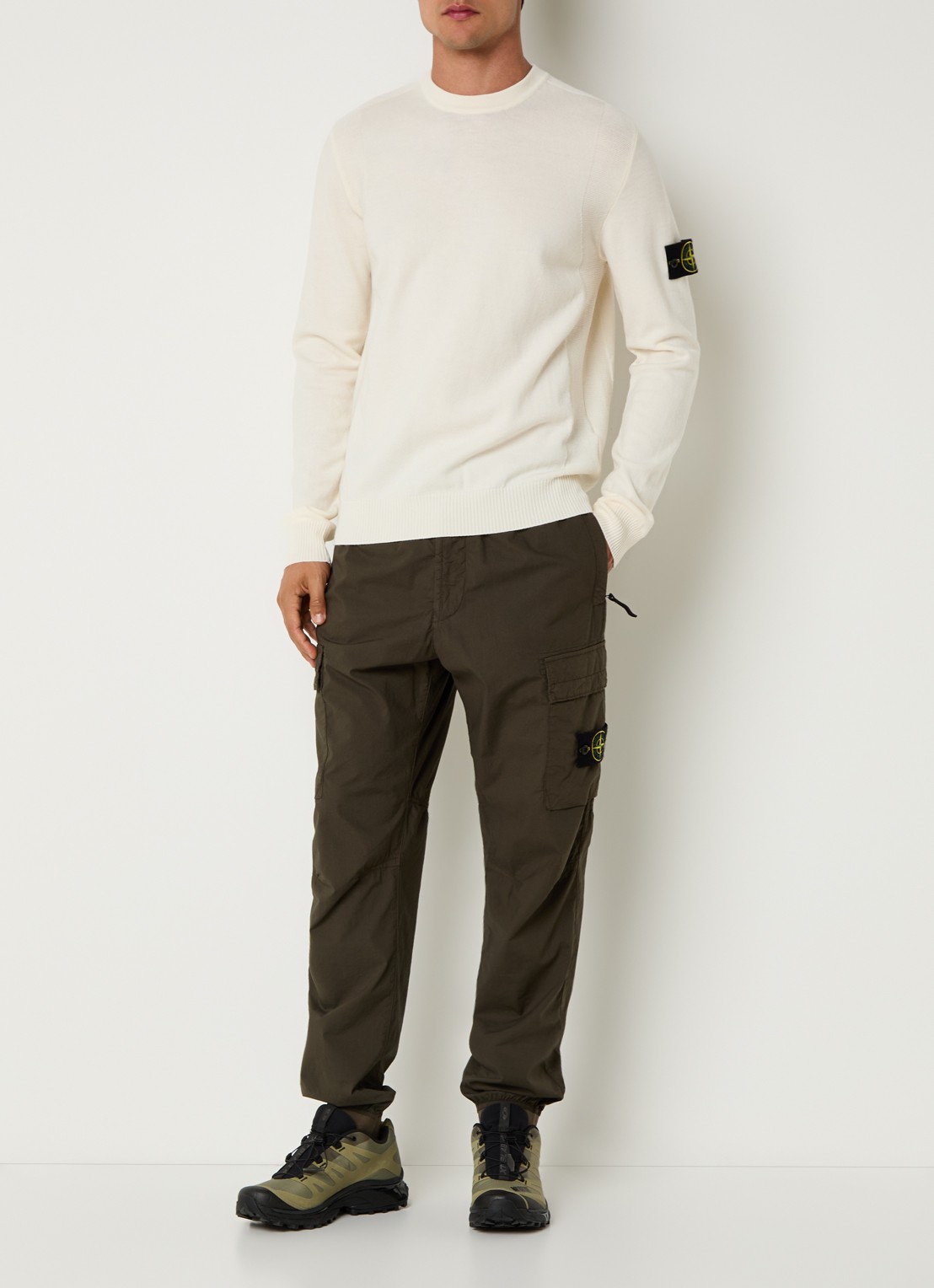 Stone Island S00A1 fijngebreide pullover in scheerwolblend met logo - voorkant 5 ivoor
