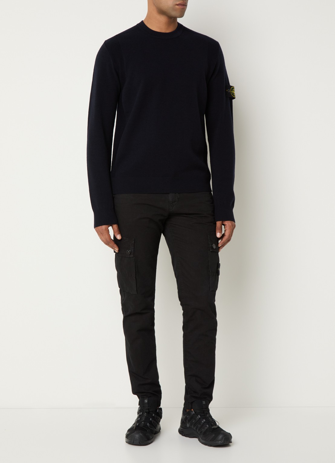 Stone Island S00A1 fijngebreide pullover in scheerwolblend met logo - voorkant 5 donkerblauw