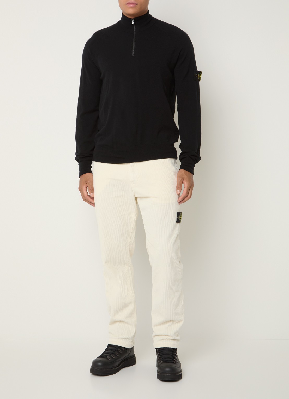 Stone Island S00A1 fijngebreide pullover in wolblend met halve rits - voorkant 5 zwart