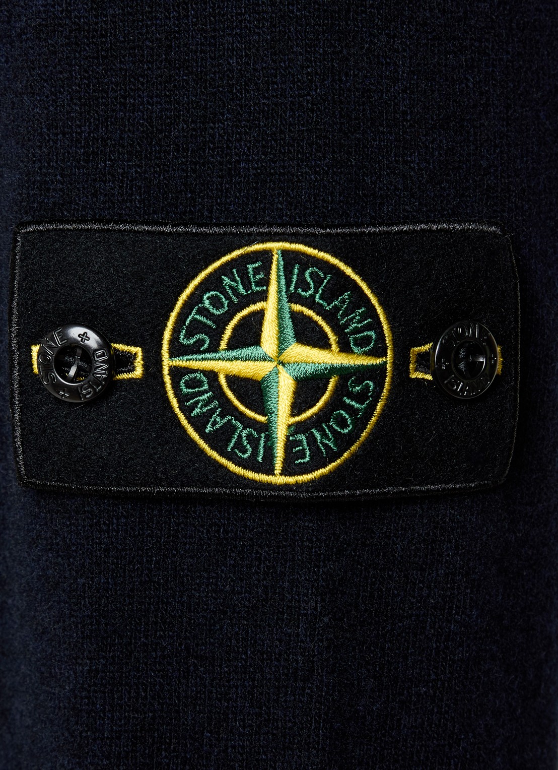 Stone Island S00B4 fijngebreide trui van scheerwol met polokraag - detail 2 donkerblauw