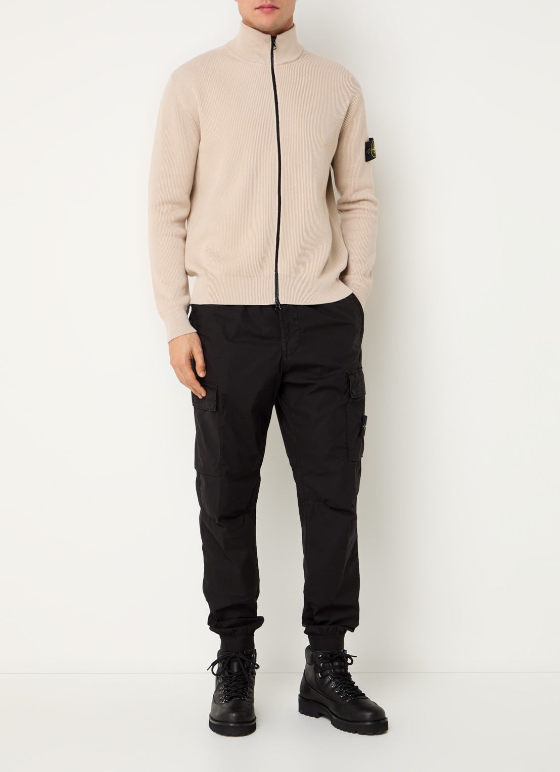 Stone Island S00D8 ribgebreid vest met logo - voorkant 3 beige