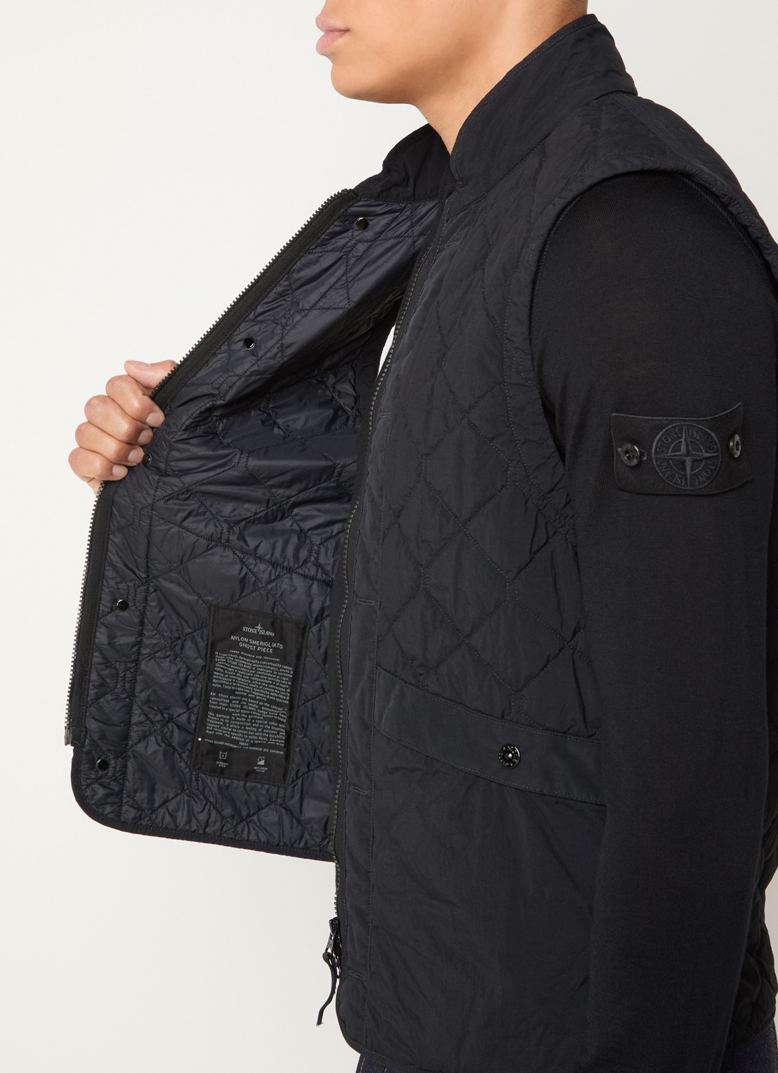 Stone Island S00F6 gewatteerde bodywarmer met quilt patroon - detail 3 zwart
