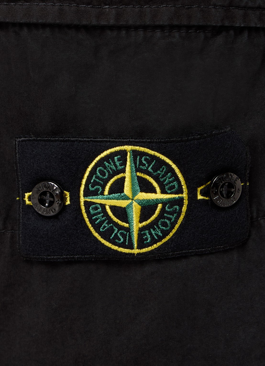 Stone Island S00WA slim fit cargobroek met logo - detail 3 zwart
